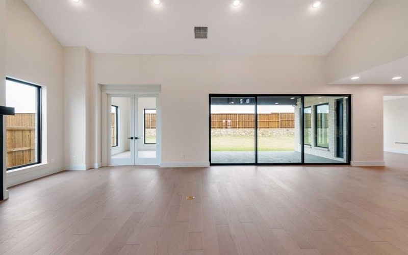 1004 Lookout Drive, Rockwall, TX 75087, 5 Bedrooms Bedrooms, ,5 BathroomsBathrooms,Residential,For Sale,1004 Lookout Drive,0,21024697