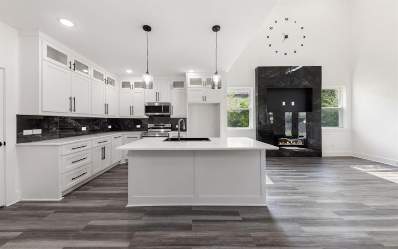 4448 Marcell Avenue, Dallas, TX 75211, 4 Habitaciones Habitaciones , ,3 BañosBaños,Residential,En Venta,4448 Marcell Avenue,0,21024832