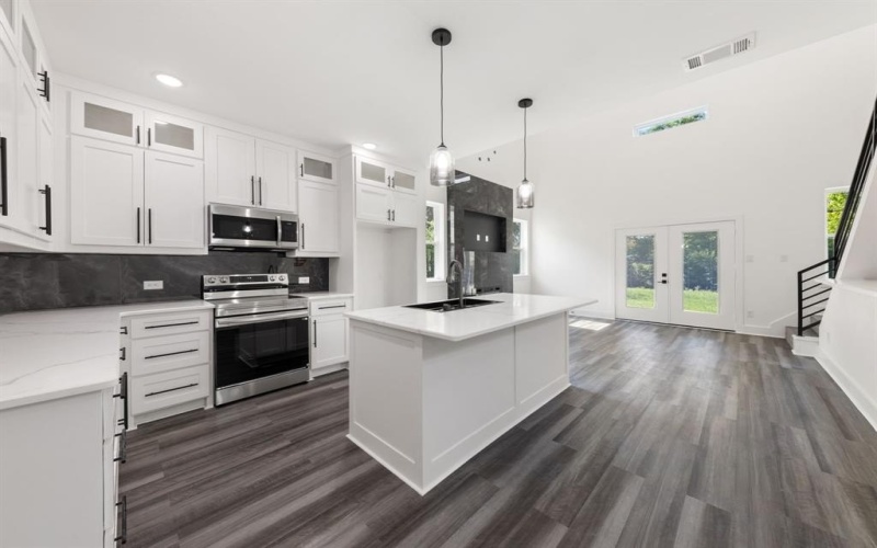 4448 Marcell Avenue, Dallas, TX 75211, 4 Habitaciones Habitaciones , ,3 BañosBaños,Residential,En Venta,4448 Marcell Avenue,0,21024832