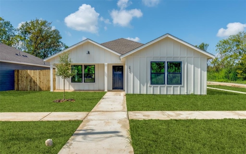 200 Campbell Street, Terrell, TX 75160, 3 Bedrooms Bedrooms, ,2 BathroomsBathrooms,Residential,For Sale,200 Campbell Street,0,21024174