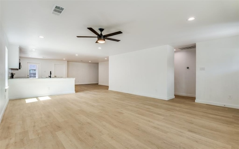 200 Campbell Street, Terrell, TX 75160, 3 Bedrooms Bedrooms, ,2 BathroomsBathrooms,Residential,For Sale,200 Campbell Street,0,21024174