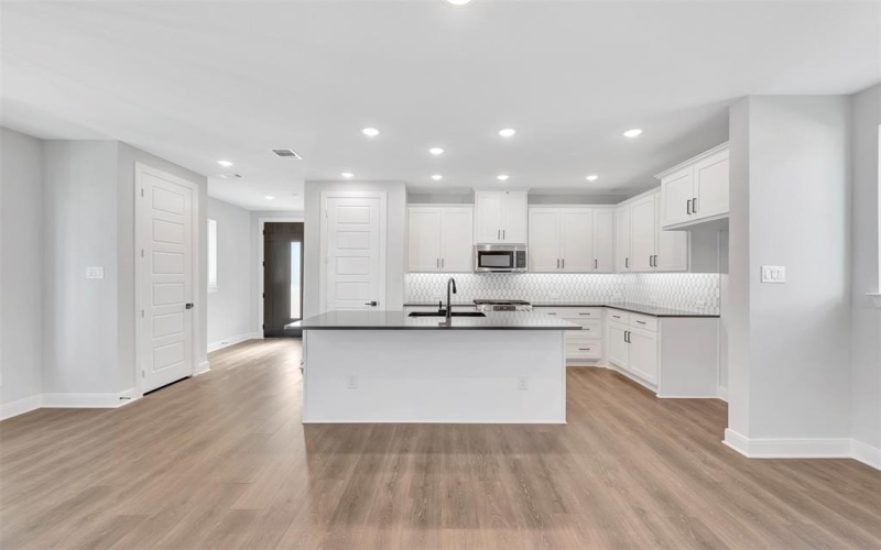 4724 Maxwell Drive, McKinney, TX 75071, 3 Bedrooms Bedrooms, ,2 BathroomsBathrooms,Residential,For Sale,4724 Maxwell Drive,0,21024203