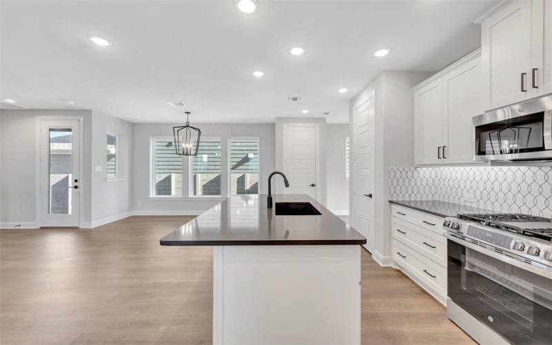 4724 Maxwell Drive, McKinney, TX 75071, 3 Bedrooms Bedrooms, ,2 BathroomsBathrooms,Residential,For Sale,4724 Maxwell Drive,0,21024203