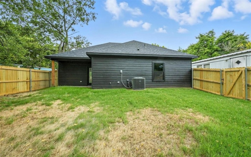 408 Front Street, Pottsboro, TX 75076, 3 Habitaciones Habitaciones , ,2 BañosBaños,Residential,En Venta,408 Front Street,0,21024225