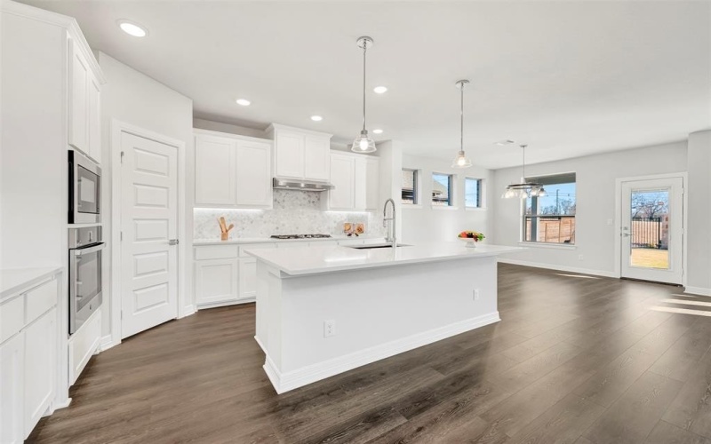 1933 Jade Forest Lane, Mesquite, TX 75181, 3 Bedrooms Bedrooms, ,2 BathroomsBathrooms,Residential,For Sale,1933 Jade Forest Lane,0,21024373