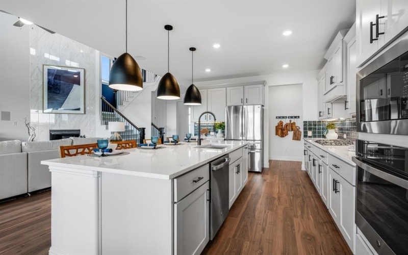 6609 Mills Creek Drive, McKinney, TX 75071, 4 Habitaciones Habitaciones , ,5 BañosBaños,Residential,En Venta,6609 Mills Creek Drive,0,21024407