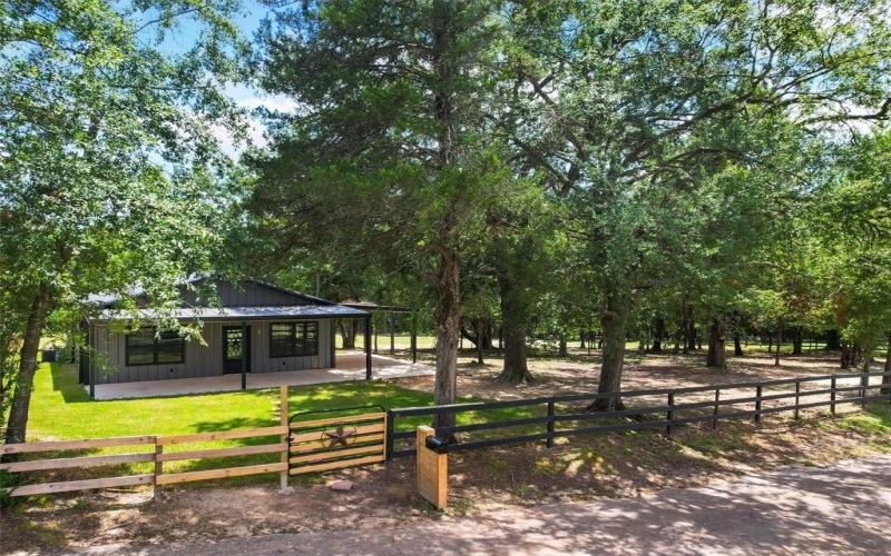 162 Holloway Lane, Big Sandy, TX 75755, 3 Bedrooms Bedrooms, ,2 BathroomsBathrooms,Residential,For Sale,162 Holloway Lane,0,21024410