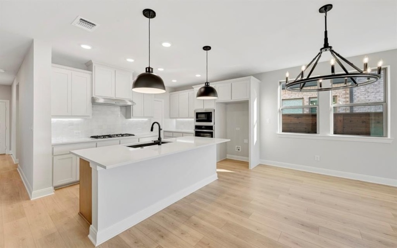 2025 Lone Oak Trail, Mesquite, TX 75181, 4 Bedrooms Bedrooms, ,3 BathroomsBathrooms,Residential,For Sale,2025 Lone Oak Trail,0,21024439