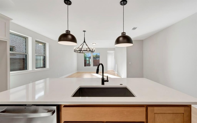 2025 Lone Oak Trail, Mesquite, TX 75181, 4 Bedrooms Bedrooms, ,3 BathroomsBathrooms,Residential,For Sale,2025 Lone Oak Trail,0,21024439