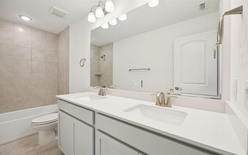 8724 Tallwood Lane, Justin, TX 76247, 4 Bedrooms Bedrooms, ,3 BathroomsBathrooms,Residential,For Sale,8724 Tallwood Lane,0,21024484