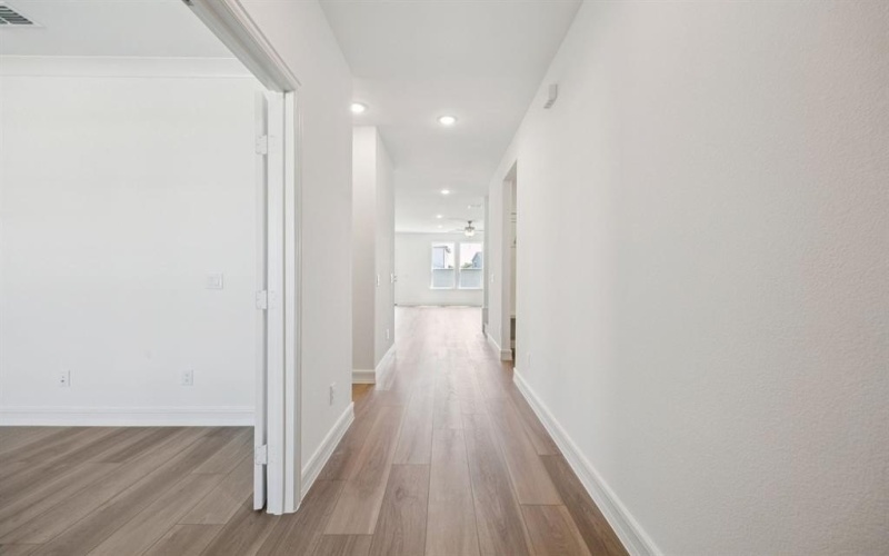 8724 Tallwood Lane, Justin, TX 76247, 4 Bedrooms Bedrooms, ,3 BathroomsBathrooms,Residential,For Sale,8724 Tallwood Lane,0,21024484