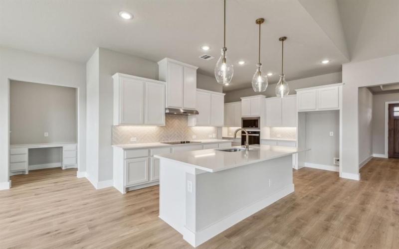 164 Swan Lake Drive, Waxahachie, TX 75165, 4 Bedrooms Bedrooms, ,2 BathroomsBathrooms,Residential,For Sale,164 Swan Lake Drive,0,21024548