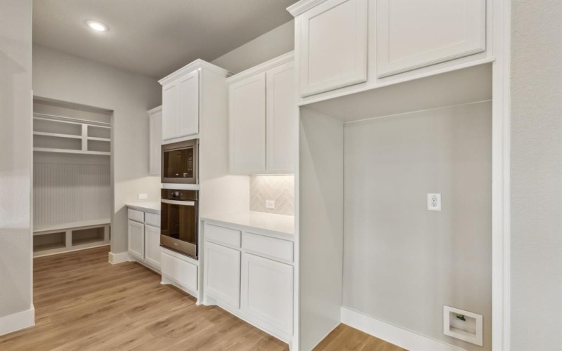 164 Swan Lake Drive, Waxahachie, TX 75165, 4 Bedrooms Bedrooms, ,2 BathroomsBathrooms,Residential,For Sale,164 Swan Lake Drive,0,21024548