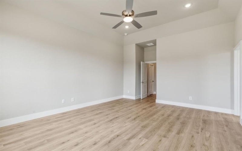 164 Swan Lake Drive, Waxahachie, TX 75165, 4 Bedrooms Bedrooms, ,2 BathroomsBathrooms,Residential,For Sale,164 Swan Lake Drive,0,21024548