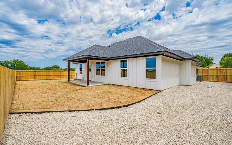 3106 Sabine River Trail, Granbury, TX 76048, 3 Bedrooms Bedrooms, ,2 BathroomsBathrooms,Residential,For Sale,3106 Sabine River Trail,0,21024549