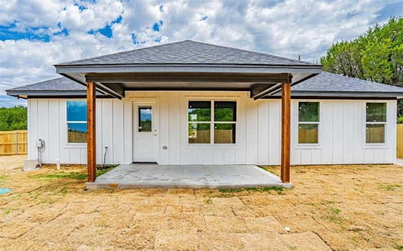 3106 Sabine River Trail, Granbury, TX 76048, 3 Bedrooms Bedrooms, ,2 BathroomsBathrooms,Residential,For Sale,3106 Sabine River Trail,0,21024549