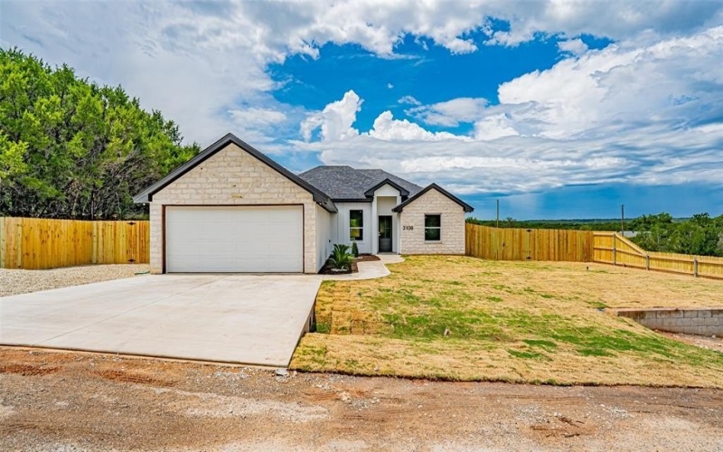 3106 Sabine River Trail, Granbury, TX 76048, 3 Bedrooms Bedrooms, ,2 BathroomsBathrooms,Residential,For Sale,3106 Sabine River Trail,0,21024549
