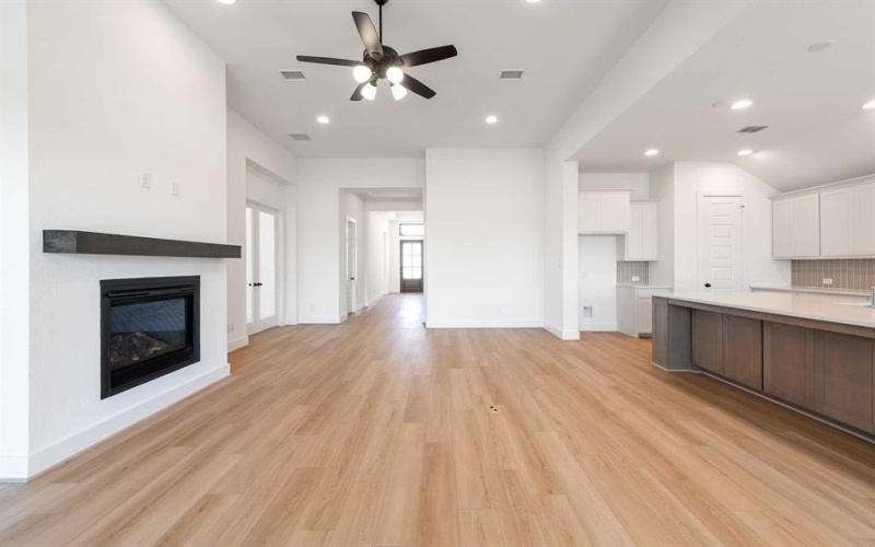 7345 Saker Street, Fort Worth, TX 76179, 4 Bedrooms Bedrooms, ,3 BathroomsBathrooms,Residential,For Sale,7345 Saker Street,0,21024575