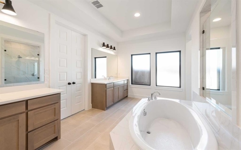 7345 Saker Street, Fort Worth, TX 76179, 4 Bedrooms Bedrooms, ,3 BathroomsBathrooms,Residential,For Sale,7345 Saker Street,0,21024575