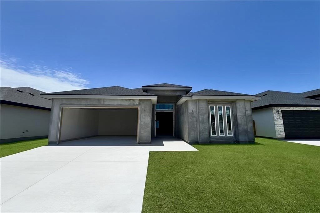7817 Leylah Drive, Corpus Christi, TX 78414, 4 Bedrooms Bedrooms, ,3 BathroomsBathrooms,Residential,For Sale,7817 Leylah Drive,0,461689