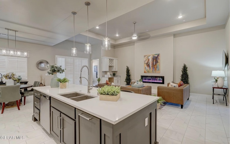 812 Fairford Place, Horizon City, TX 79928, 4 Habitaciones Habitaciones , ,5 BañosBaños,Residential,En Venta,812 Fairford Place,0,927889