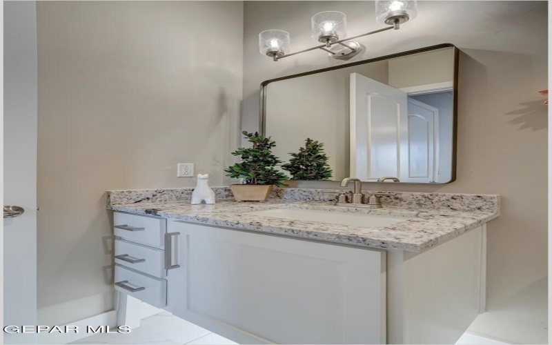 812 Fairford Place, Horizon City, TX 79928, 4 Habitaciones Habitaciones , ,5 BañosBaños,Residential,En Venta,812 Fairford Place,0,927889