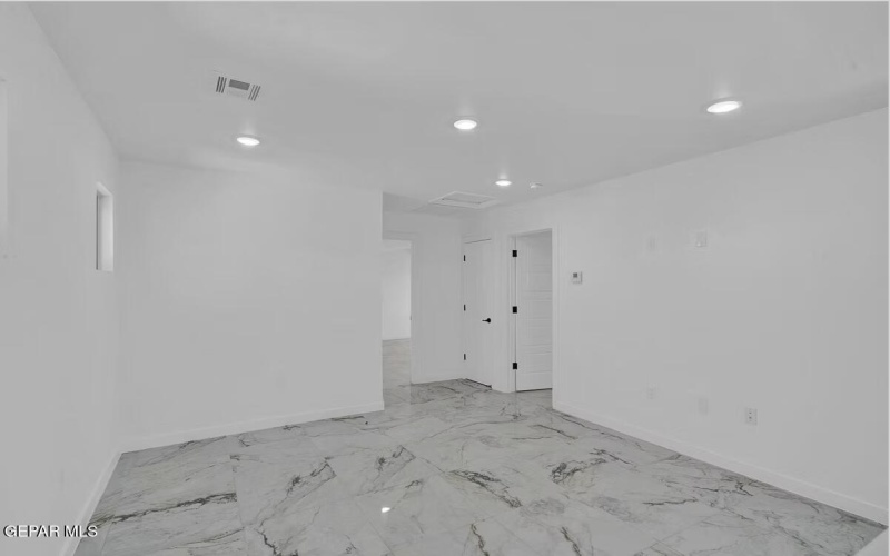204 EMERALD GOLD Place, Horizon City, TX 79928, 6 Bedrooms Bedrooms, ,3 BathroomsBathrooms,Residential,For Sale,204 EMERALD GOLD Place,0,927891