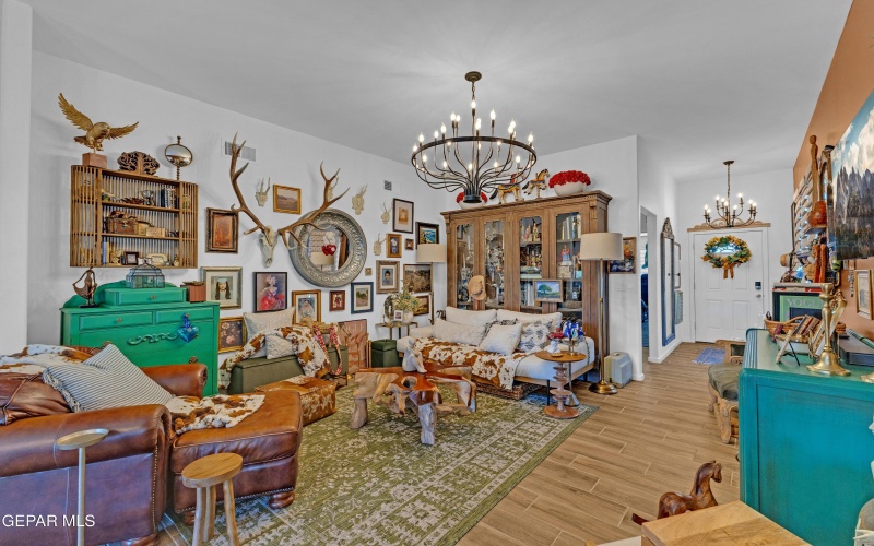 13869 PASEO BOSQUE Avenue, El Paso, TX 79928, 3 Bedrooms Bedrooms, ,2 BathroomsBathrooms,Residential,For Sale,13869 PASEO BOSQUE Avenue,0,927937