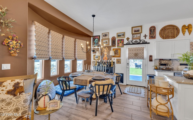 13869 PASEO BOSQUE Avenue, El Paso, TX 79928, 3 Bedrooms Bedrooms, ,2 BathroomsBathrooms,Residential,For Sale,13869 PASEO BOSQUE Avenue,0,927937