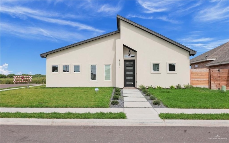 4120 S Carter Avenue, Edinburg, TX 78542, 3 Bedrooms Bedrooms, ,2 BathroomsBathrooms,Residential,For Sale,4120 S Carter Avenue,0,476439