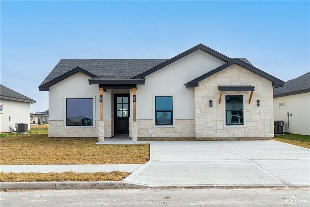 2004 Lime Street, San Juan, TX 78589, 3 Bedrooms Bedrooms, ,2 BathroomsBathrooms,Residential,For Sale,2004 Lime Street,0,477874
