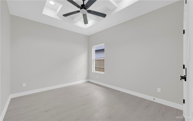 3100 N Alyna Avenue, Edinburg, TX 78541, 4 Bedrooms Bedrooms, ,2 BathroomsBathrooms,Residential,For Sale,3100 N Alyna Avenue,0,477955