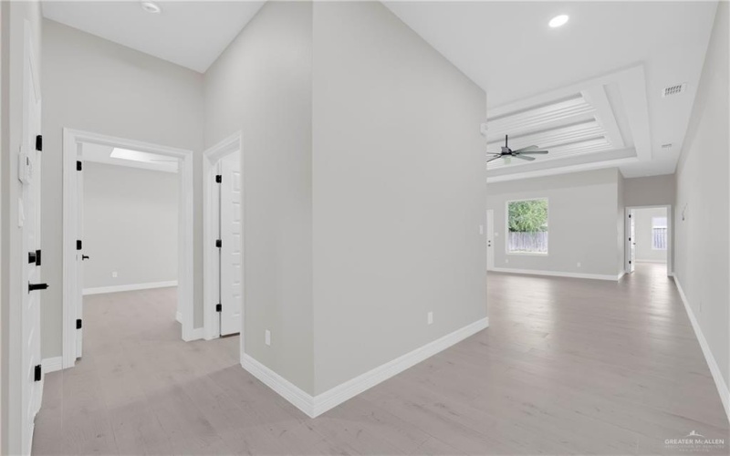 3100 N Alyna Avenue, Edinburg, TX 78541, 4 Bedrooms Bedrooms, ,2 BathroomsBathrooms,Residential,For Sale,3100 N Alyna Avenue,0,477955