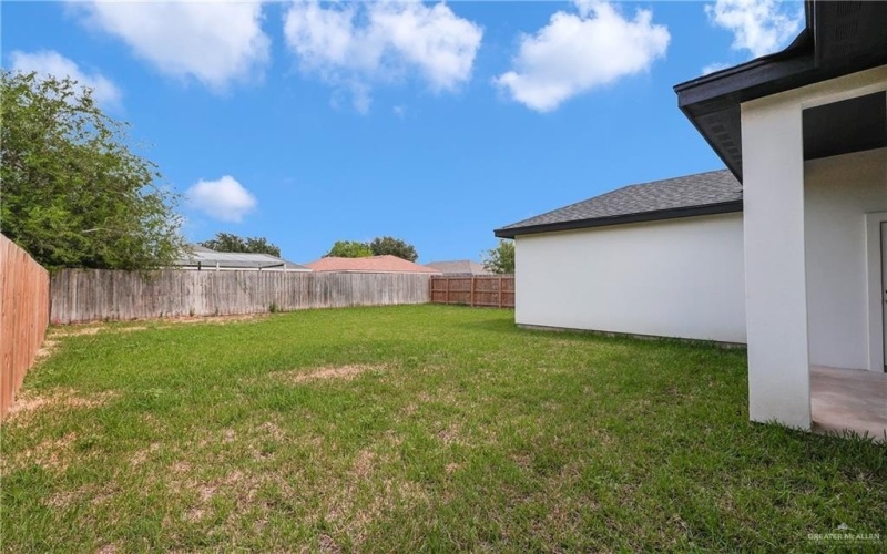 3100 N Alyna Avenue, Edinburg, TX 78541, 4 Bedrooms Bedrooms, ,2 BathroomsBathrooms,Residential,For Sale,3100 N Alyna Avenue,0,477955