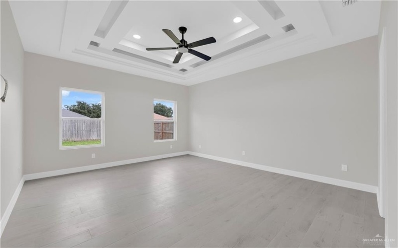 3100 N Alyna Avenue, Edinburg, TX 78541, 4 Bedrooms Bedrooms, ,2 BathroomsBathrooms,Residential,For Sale,3100 N Alyna Avenue,0,477955