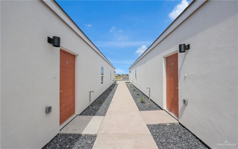 700 Oriole Road, Weslaco, TX 78596, ,Residential Multi Family,En Venta,700 Oriole Road,0,477983