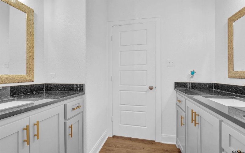 1408 Centennial Pkwy, Tyler, TX 75703, 4 Bedrooms Bedrooms, ,2 BathroomsBathrooms,Residential,For Sale,1408 Centennial Pkwy,0,25011930