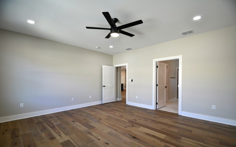 1806 Chateau Lane, Kerrville, TX 78028, 3 Bedrooms Bedrooms, ,2 BathroomsBathrooms,Residential,For Sale,1806 Chateau Lane,0,119995