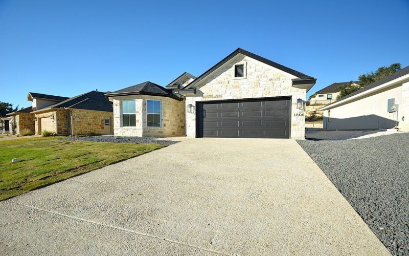 1806 Chateau Lane, Kerrville, TX 78028, 3 Bedrooms Bedrooms, ,2 BathroomsBathrooms,Residential,For Sale,1806 Chateau Lane,0,119995