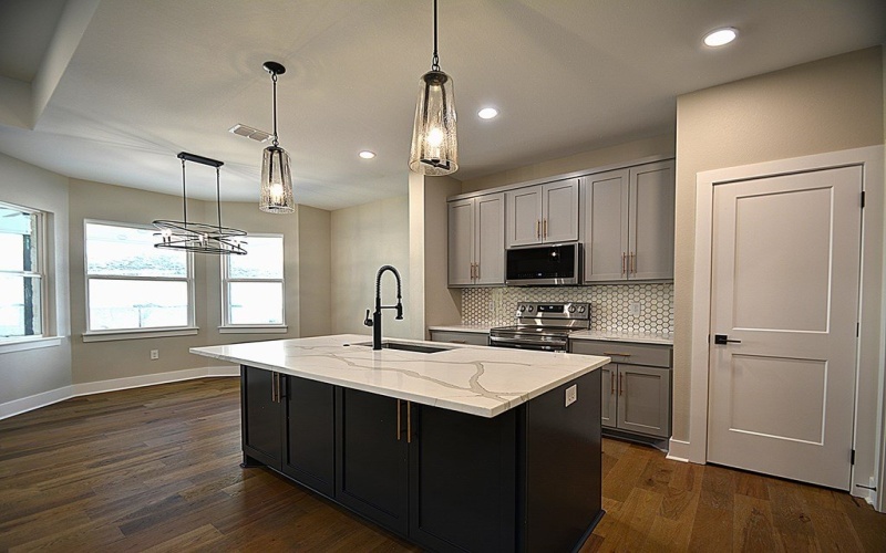 1806 Chateau Lane, Kerrville, TX 78028, 3 Bedrooms Bedrooms, ,2 BathroomsBathrooms,Residential,For Sale,1806 Chateau Lane,0,119995
