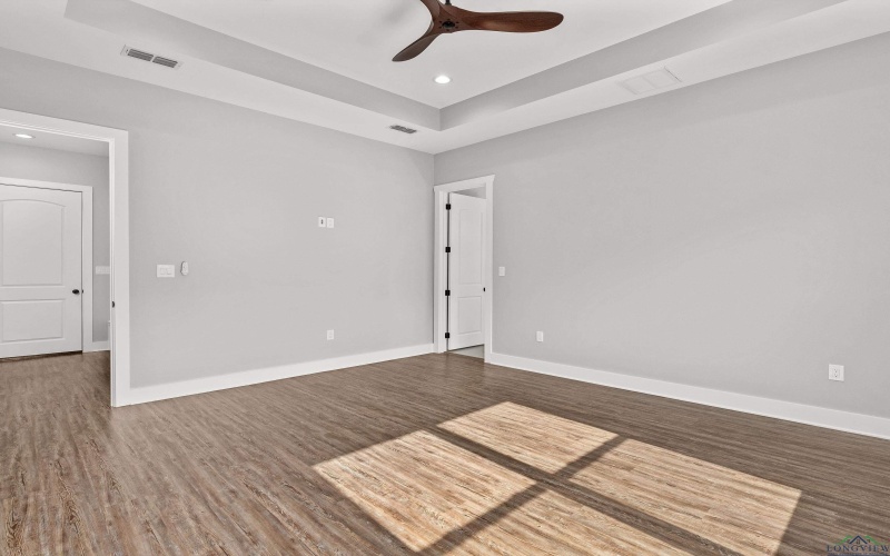 1077 Elderberry Rd, Gilmer, TX 75644, 4 Bedrooms Bedrooms, ,2 BathroomsBathrooms,Residential,For Sale,1077 Elderberry Rd,0,20255461