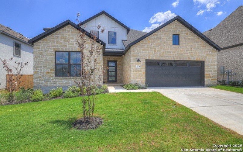 5728 Tug Point, New Braunfels, TX 78130, 4 Bedrooms Bedrooms, ,5 BathroomsBathrooms,Residential,For Sale,5728 Tug Point,0,1890814