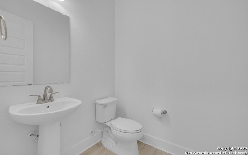 5728 Tug Point, New Braunfels, TX 78130, 4 Bedrooms Bedrooms, ,5 BathroomsBathrooms,Residential,For Sale,5728 Tug Point,0,1890814