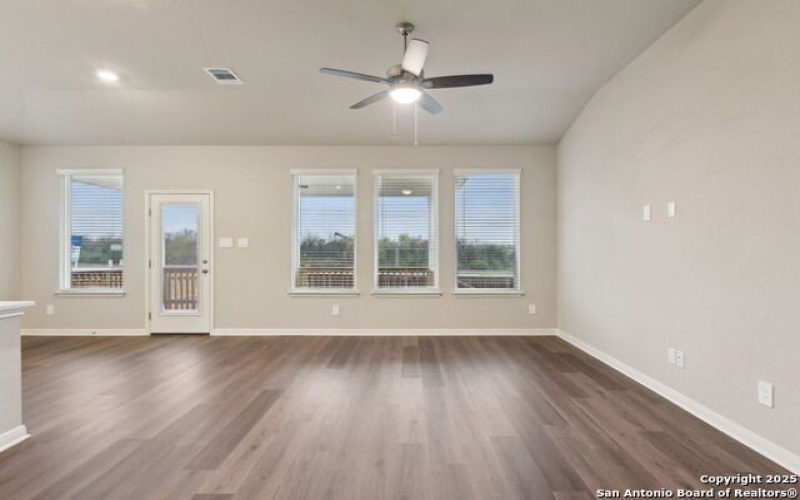 9918 Chestnut Walk, San Antonio, TX 78254, 4 Bedrooms Bedrooms, ,3 BathroomsBathrooms,Residential,For Sale,9918 Chestnut Walk,0,1890865