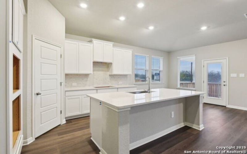 9918 Chestnut Walk, San Antonio, TX 78254, 4 Bedrooms Bedrooms, ,3 BathroomsBathrooms,Residential,For Sale,9918 Chestnut Walk,0,1890865