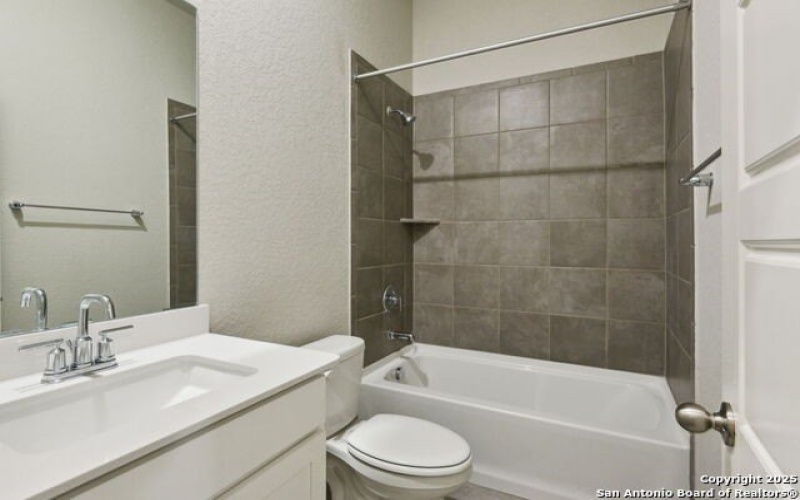 9918 Chestnut Walk, San Antonio, TX 78254, 4 Bedrooms Bedrooms, ,3 BathroomsBathrooms,Residential,For Sale,9918 Chestnut Walk,0,1890865