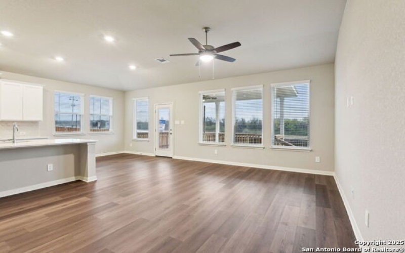 9918 Chestnut Walk, San Antonio, TX 78254, 4 Bedrooms Bedrooms, ,3 BathroomsBathrooms,Residential,For Sale,9918 Chestnut Walk,0,1890865