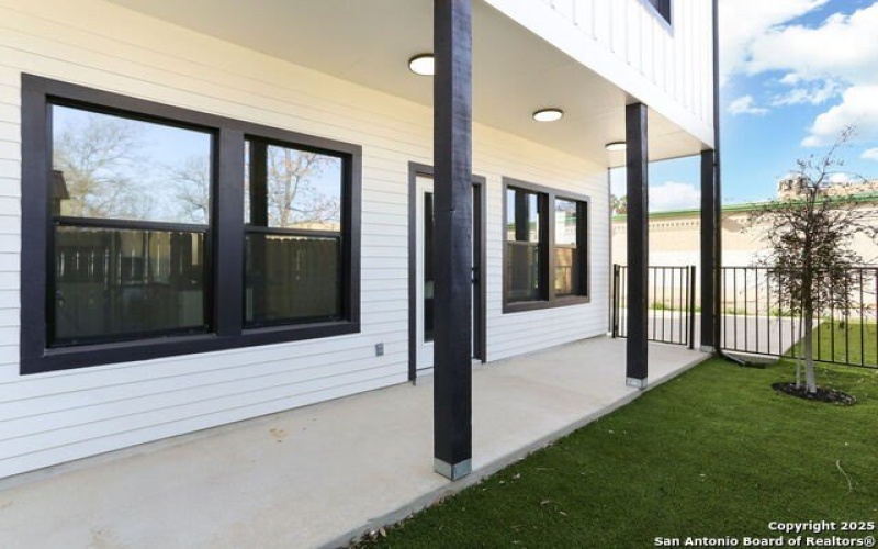 103 Paso Hondo #201 #201, San Antonio, TX 78202, 3 Bedrooms Bedrooms, ,3 BathroomsBathrooms,Residential,For Sale,103 Paso Hondo #201,0,1890936