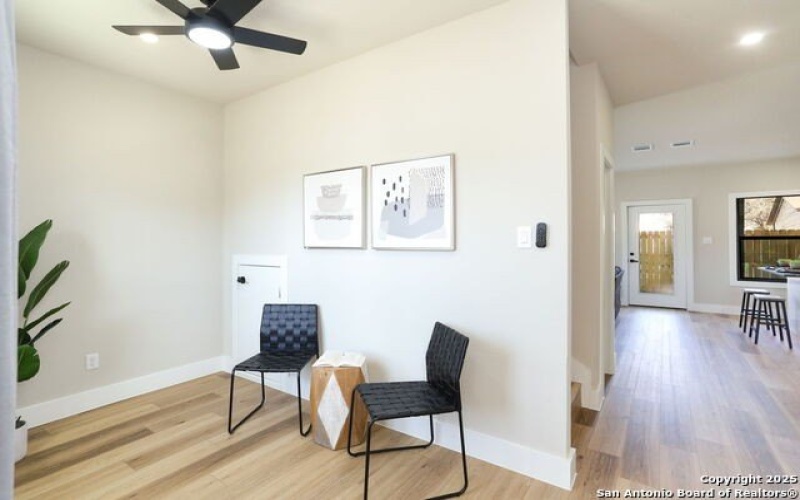103 Paso Hondo #201 #201, San Antonio, TX 78202, 3 Bedrooms Bedrooms, ,3 BathroomsBathrooms,Residential,For Sale,103 Paso Hondo #201,0,1890936