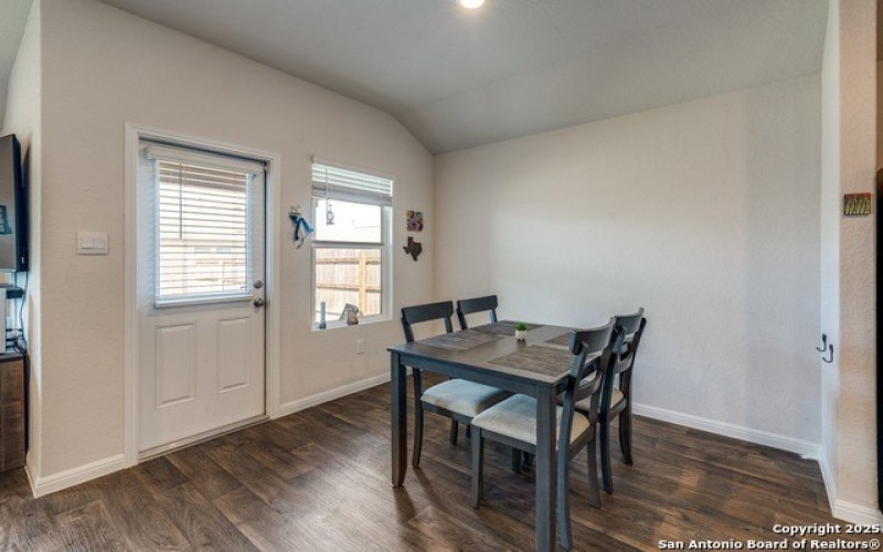 327 Elephants Ear DR, New Braunfels, TX 78130, 4 Habitaciones Habitaciones , ,2 BañosBaños,Residential,En Venta,327 Elephants Ear DR,0,1890942